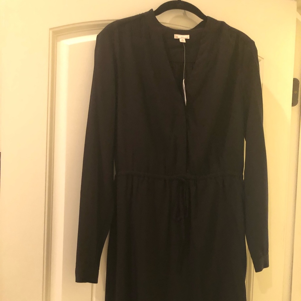 NWT XS gap black dress